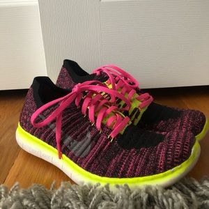 NIKE FREE FLYNIT running shoes